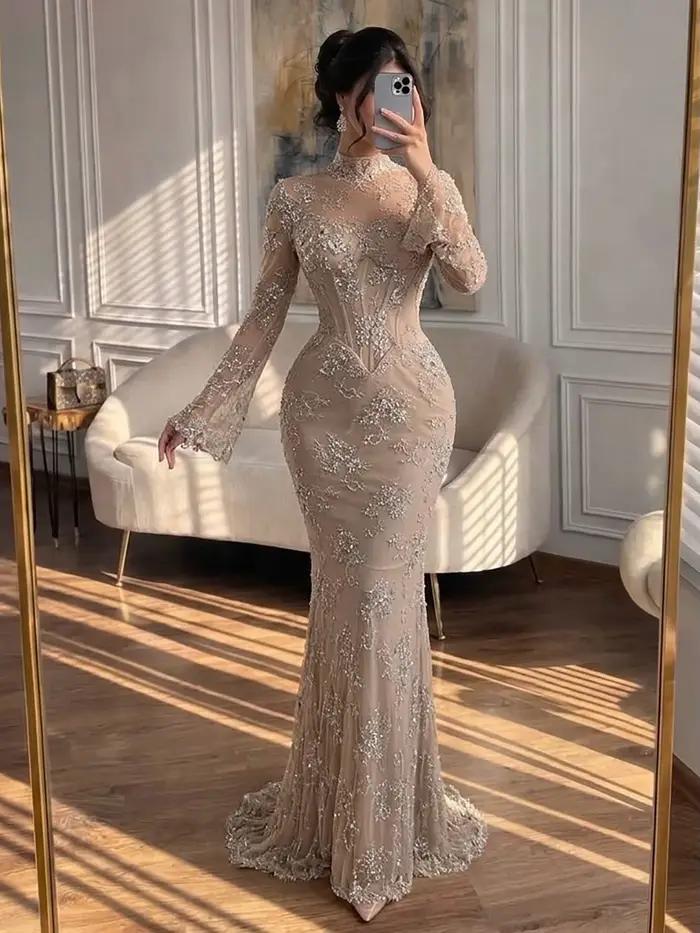 Robe de soirée sirène de luxe Serene Hill 2026 en dentelle perlée nude à manches longues pour événements formels et bals de promo BLA72545A Personnalisée