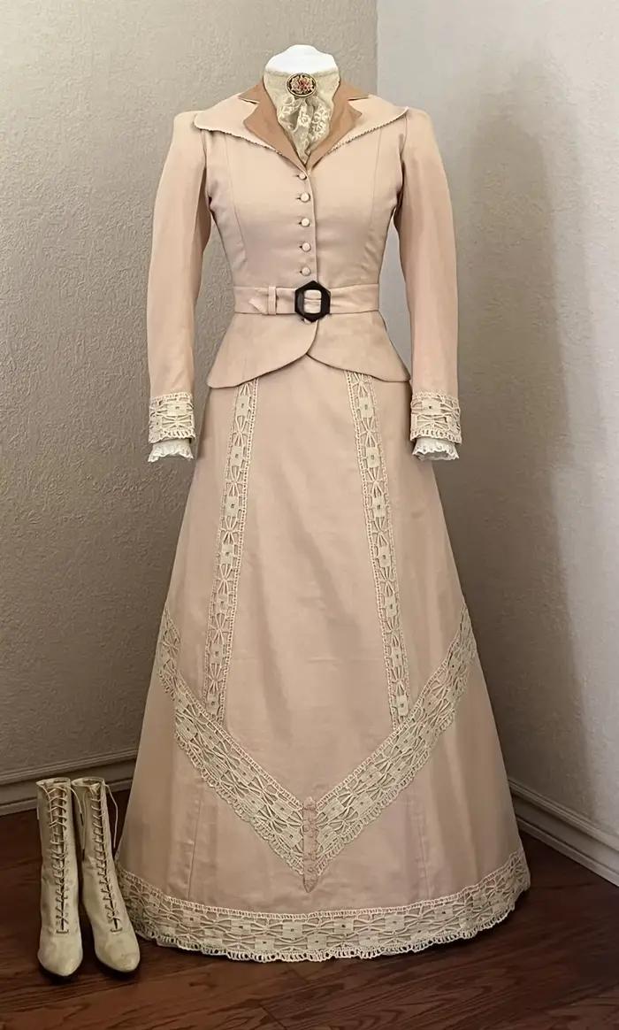 Robe de Jour Victorienne Edwardienne du XIXe Siècle