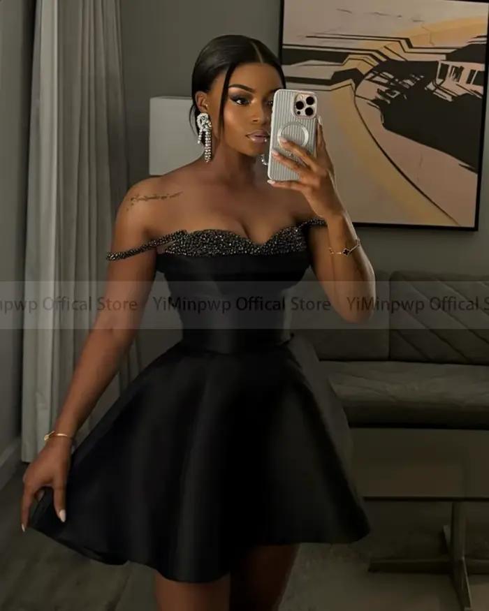 Robes de Cocktail noires pour filles