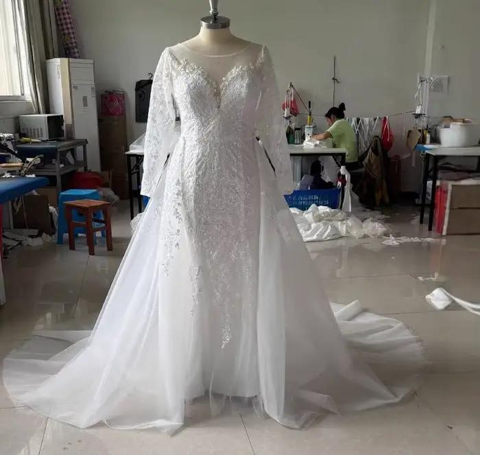 Robe de mariée légère en dentelle française, manches longues, col en v, robe de bienvenue pour Banqu