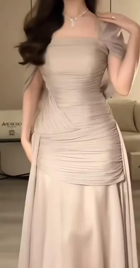 Robes longues en velours modernes pour femmes d'Arabie Dubaï pour les occasions, robes de bal en mou