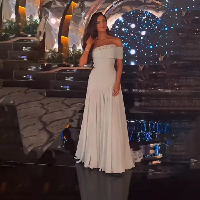 Robe de soirée bleu clair, épaules dénudées, coupe trapèze, pour femme, longueur ras du sol, élégant