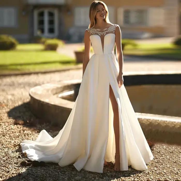 Robe de mariée moderne en satin coupe A-line pour la mariée, avec appliques transparentes, col rond,