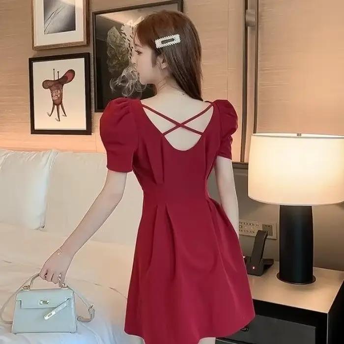 Robes courtes rouges pour femmes 2025 noir dos nu femme robe Mini dos ouvert vêtements Xxl été esthétique mode Promotion vente X