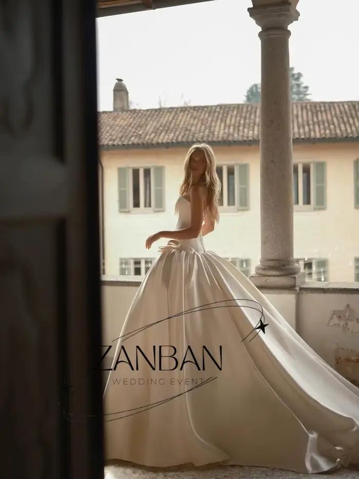 Robe de mariée moderne ZanBan personnalisée ivoire sans bretelles avec nœud 2026
