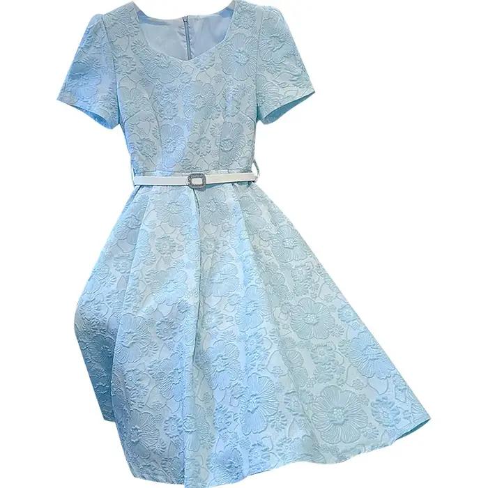 Robe Jacquard Bleue Femme Été 2026 Élégante Haut de Gamme Manches Courtes Mi-longue Soirée Col Carré Cadeau