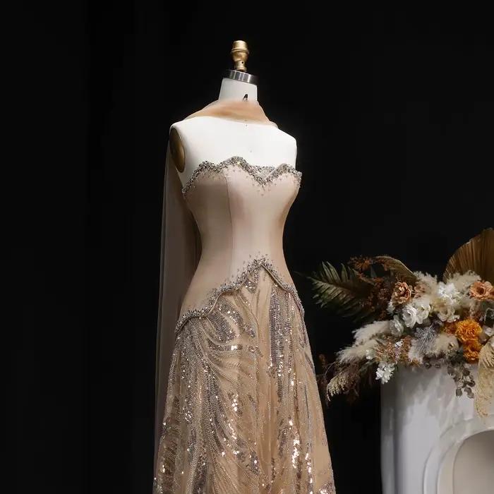 Robe de soirée trapèze de luxe Sharon Said Dubai avec sequins et écharpe