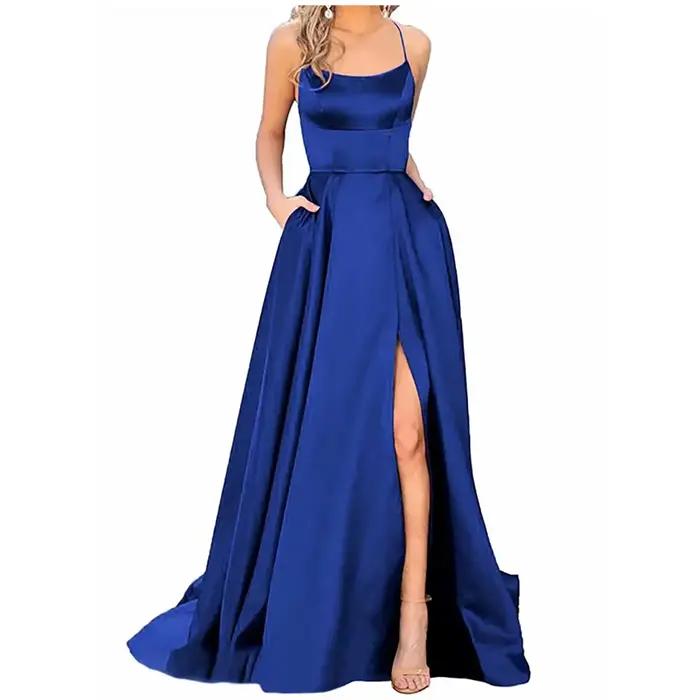 Robe de demoiselle d'honneur bleu marine pour mariages