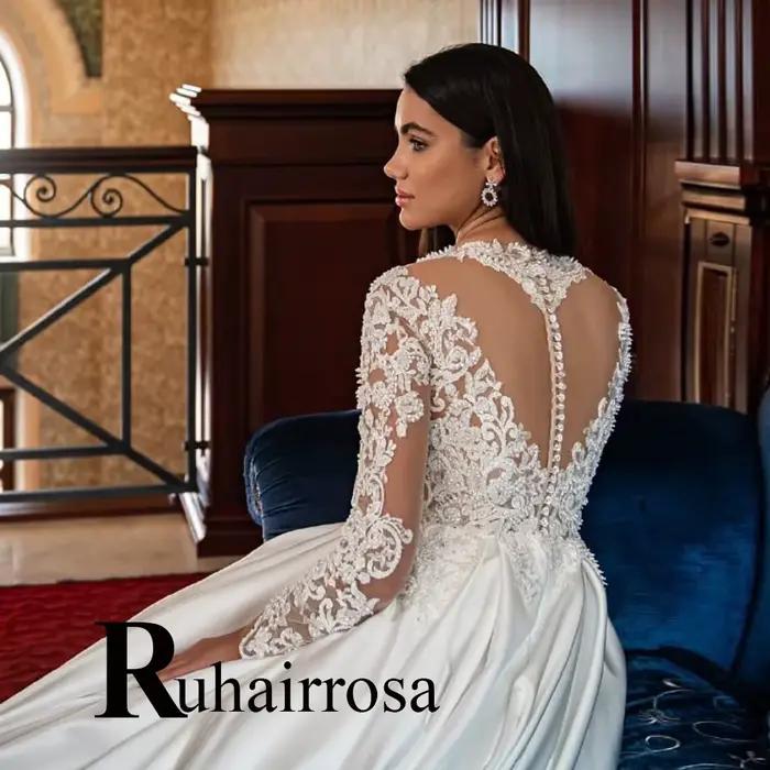 Ruhair mode a-ligne robes De mariée dentelle Appliques Illusion balayage Train pli bouton robe