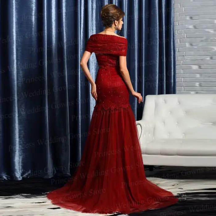 Robe élégante rouge personnalisée pour la mère de la mariée