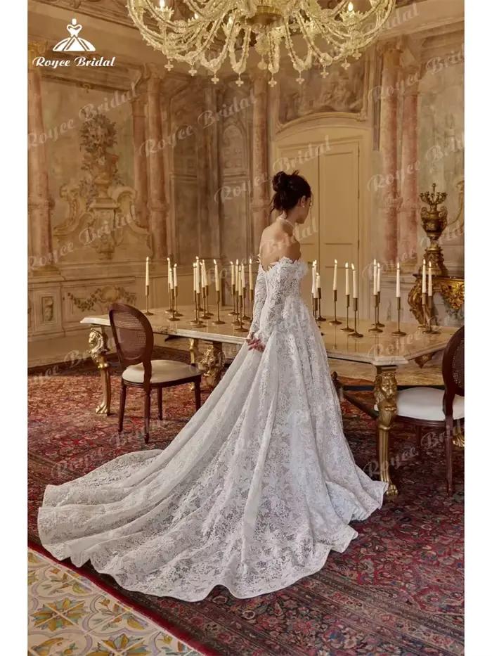 Robe de mariée vintage Roycebridal en dentelle pleine coupe