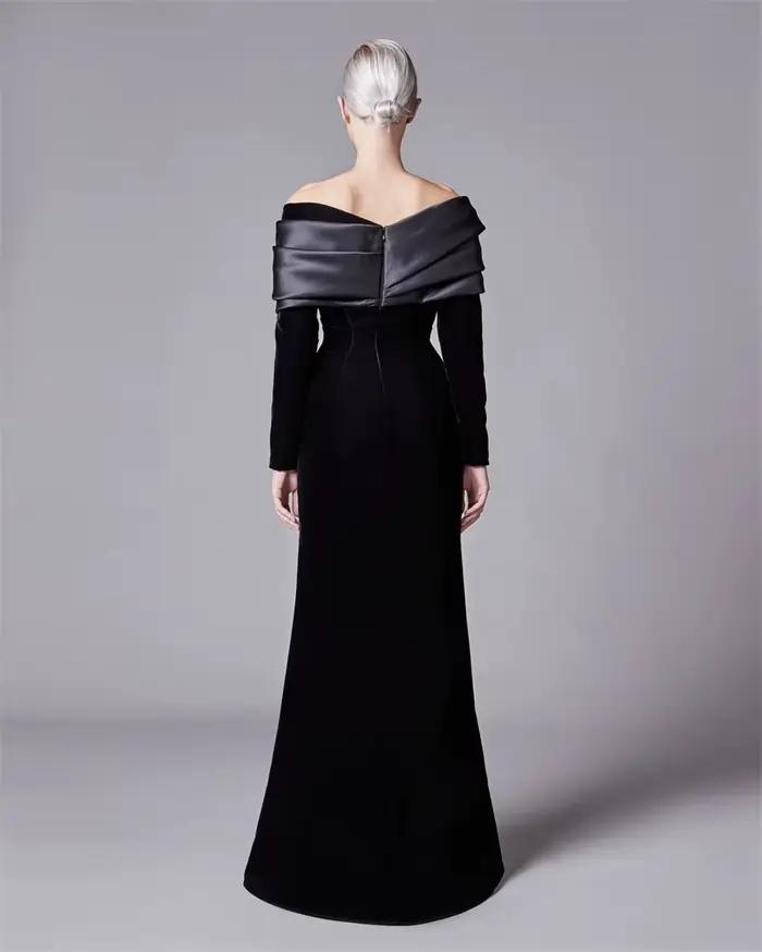 Robe de Rhfroncée en velours noir moderne