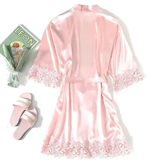 Robe de nuit en soie et polyester popeline pour femmes élégante et confortable pour les nuits d'été et les soirées chez soi
