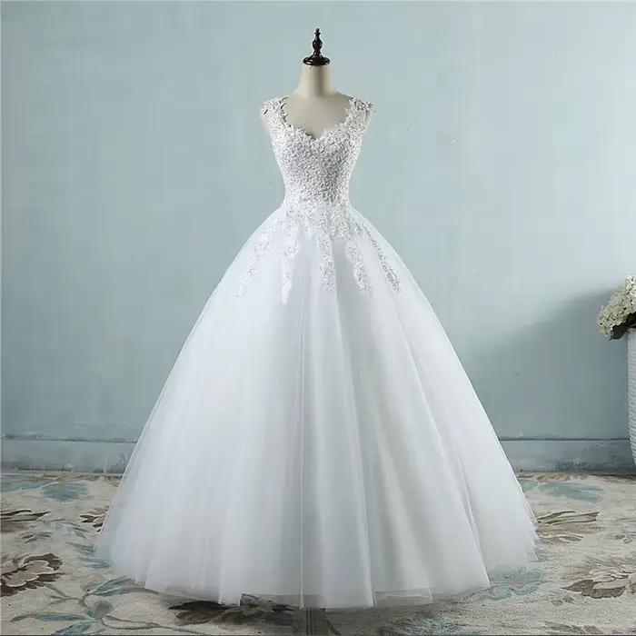 Robe de mariée principale de mariée brodée en dentelle sans manches