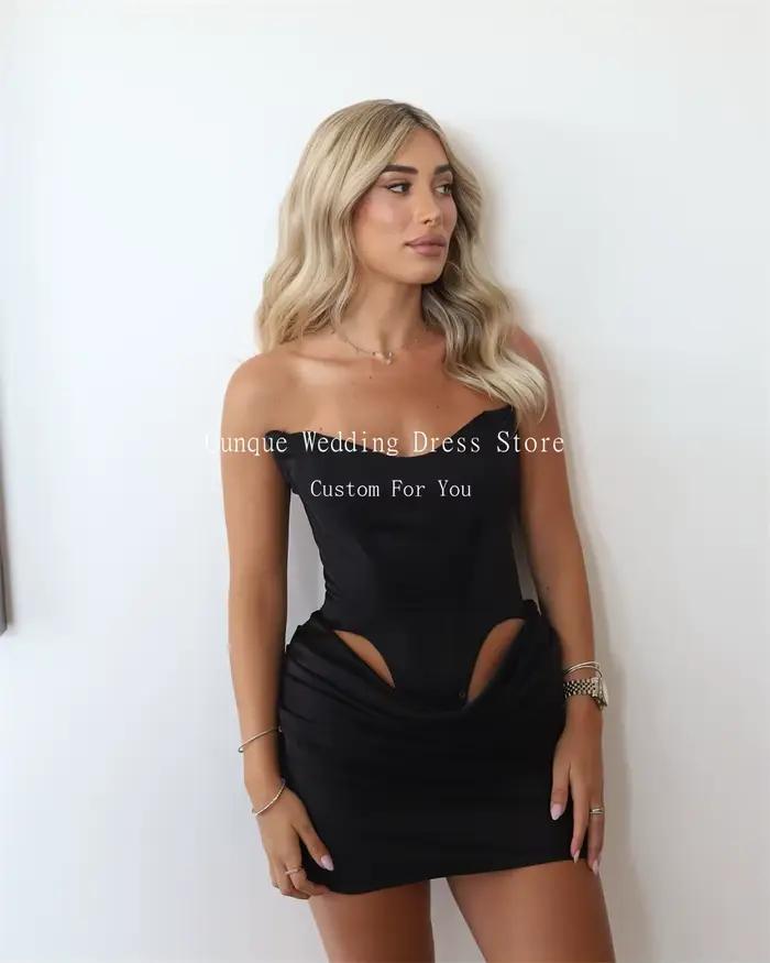 Qunque noir a-ligne robes De soirée au-dessus du genou Mini plis robe