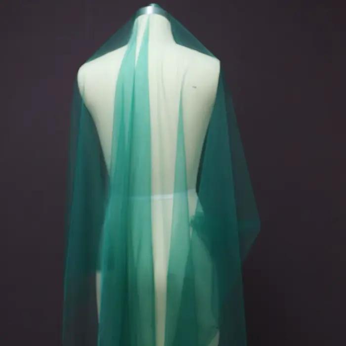 Pas de peigne! Robe de Mariée en Tulle Vert Personnalisée