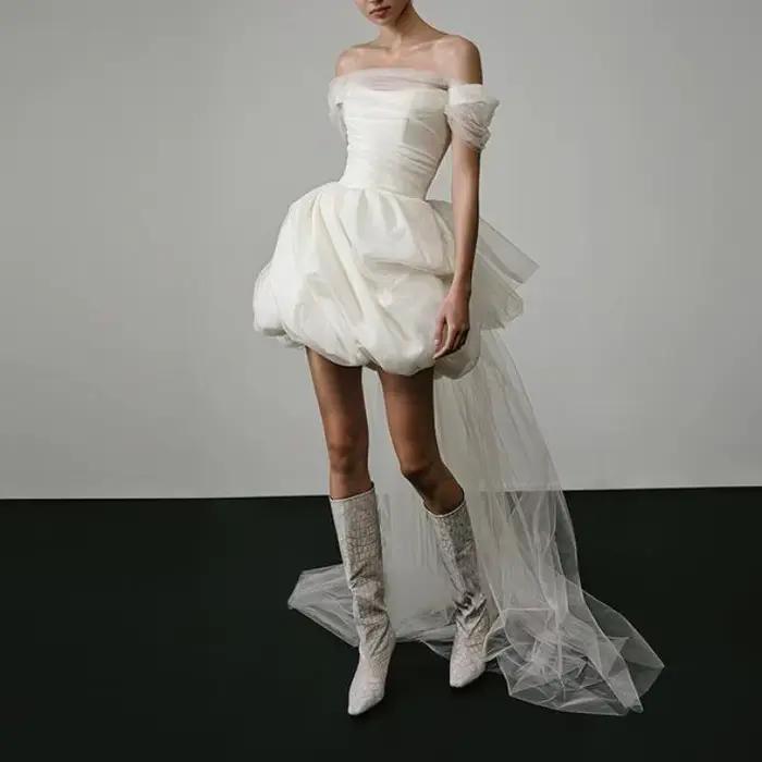 Robe de Mariée Courte Classique et Élégante