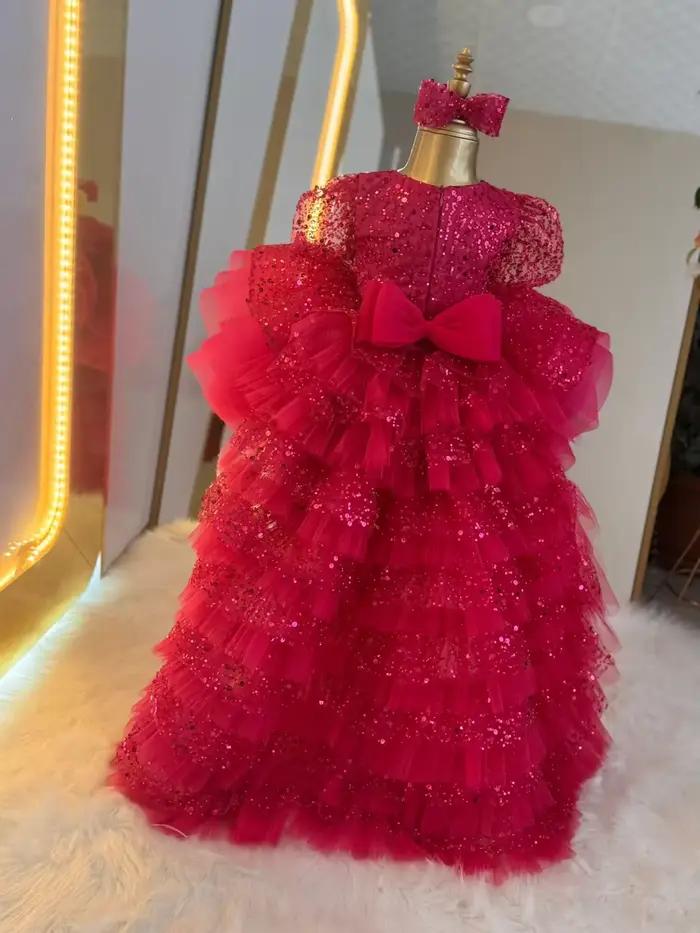 Robe de princesse d'anniversaire à paillettes bordeaux moelleuse