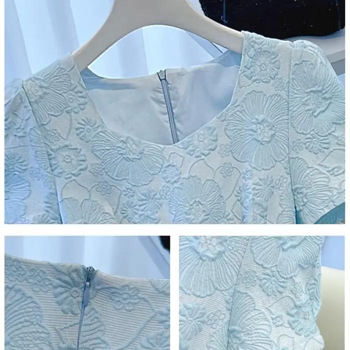Robe Jacquard Bleue Femme Été 2026 Élégante Haut de Gamme Manches Courtes Mi-longue Soirée Col Carré Cadeau