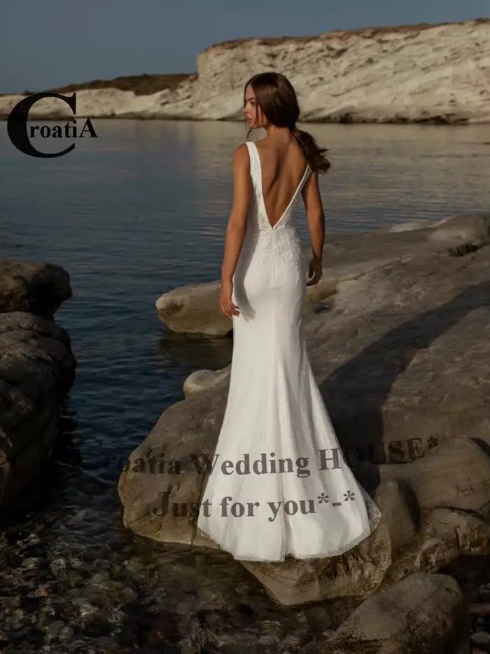 Robe de mariée dos nu avec appliques en satin sirène