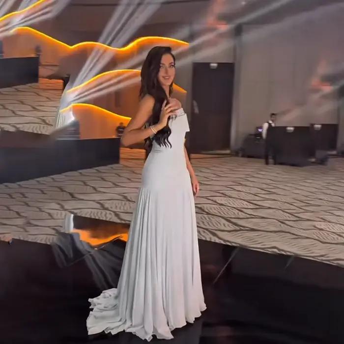 Robe de soirée bleu clair