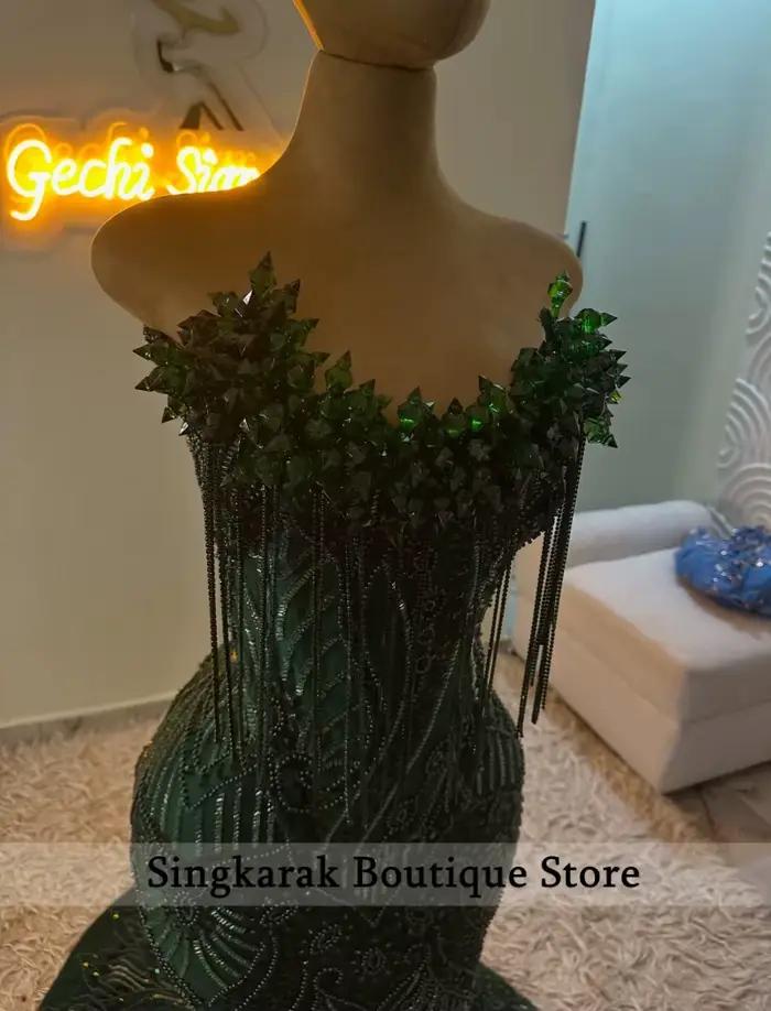 Robes de bal longues vert émeraude scintillantes 2026