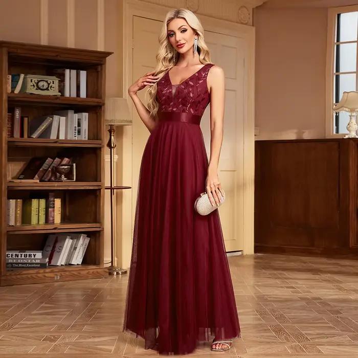Robe de soirée sans manches à col en V