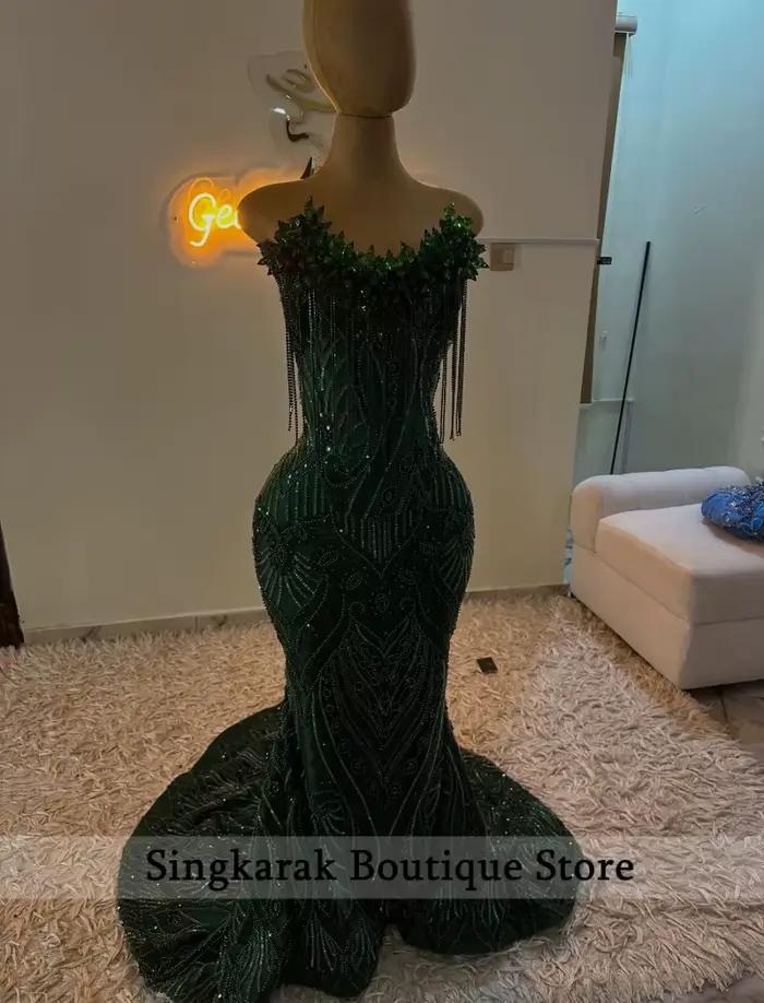 Robes de bal longues vert émeraude scintillantes 2026
