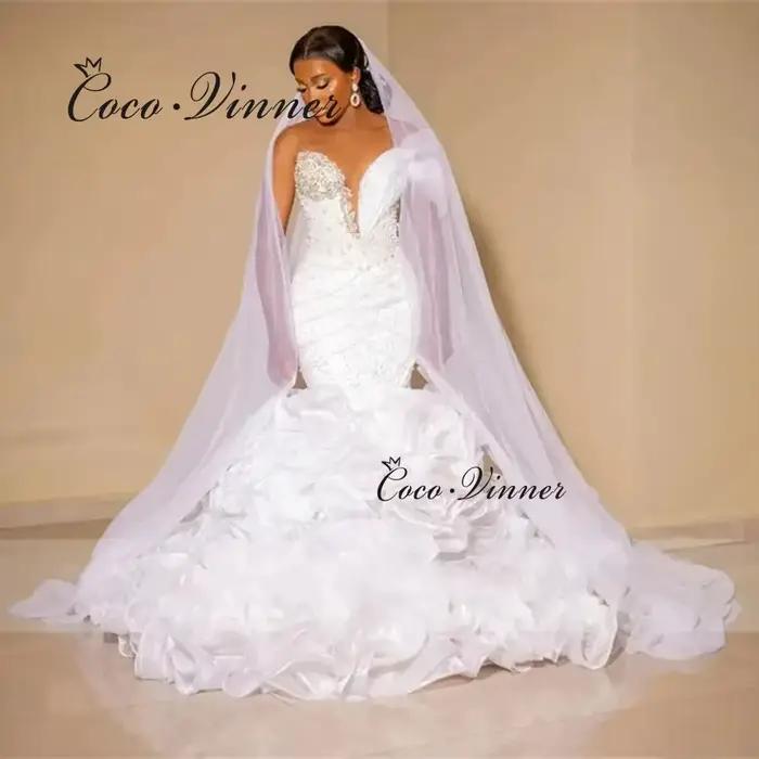 Robe de mariée sirène personnalisée avec traîne à volants