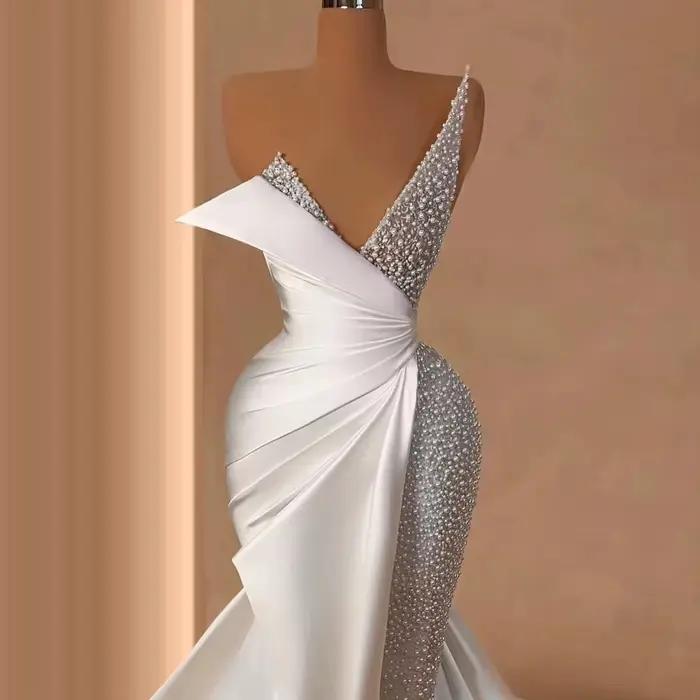 Élégant bretelles perles robes de mariée de luxe 2015 Style sirène