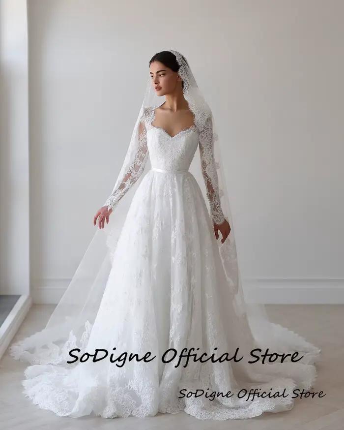 Robe de mariée SoDigne en dentelle coupe trapèze avec décolleté cœur et soutien-gorge intégré pour femmes occasions spéciales mariage