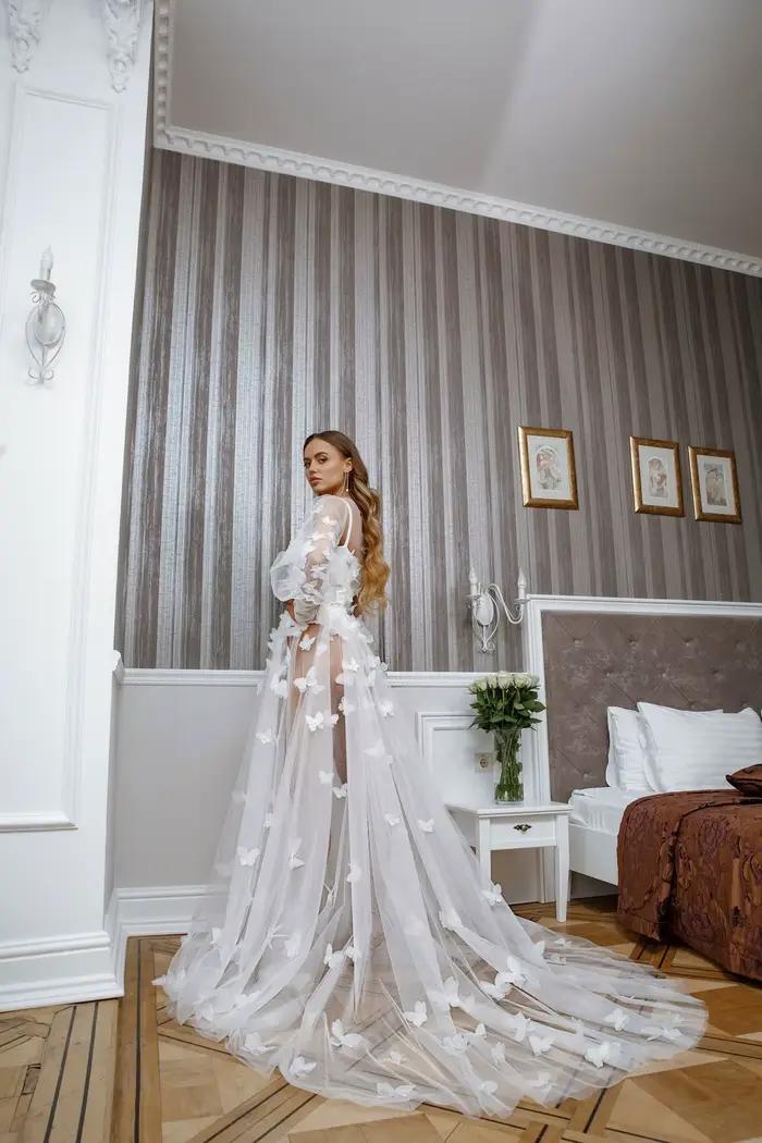 Robe de mariée en tulle ivoire papillon pour femme