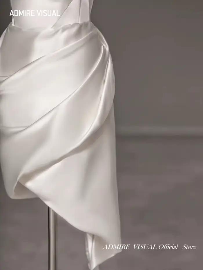 Robe de mariée courte A-ligne en satin