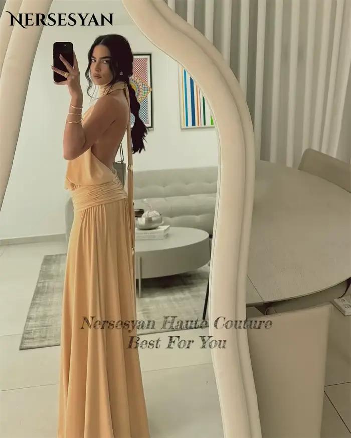 Nersesyan Champagne robes de soirée élégantes licou plis une ligne robe