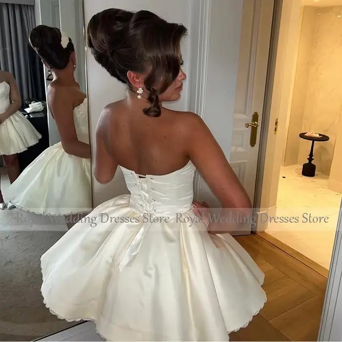 Robe de mariée beige