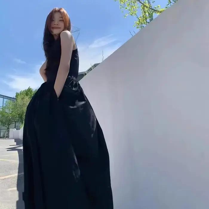 Robe longue noire sans bretelles pour femme
