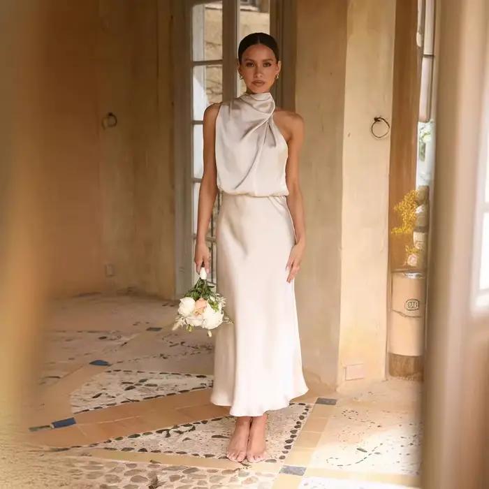 Robe longue de couleur unie pour femme