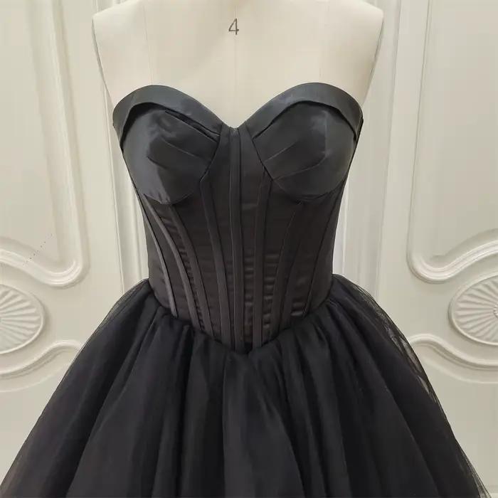 ZJHau23-Robe de Mariée Noire Gothique Personnalisée