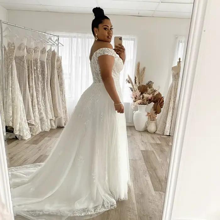 Robe de mariée 2025 – Robe de mariée sexy et exquise à col en V
