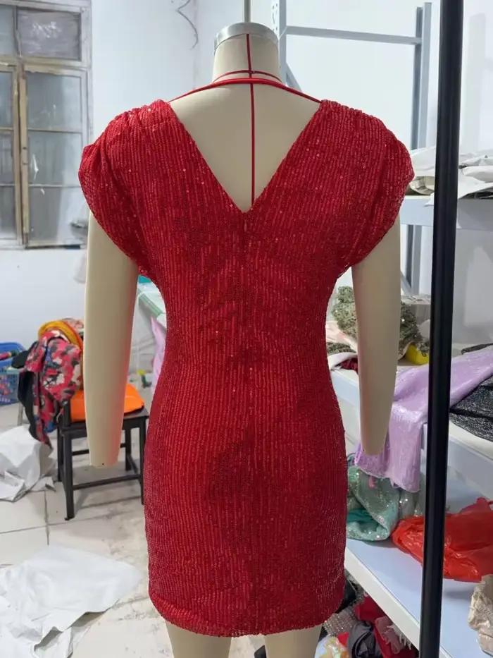 Robe courte à paillettes sans manches pour femmes