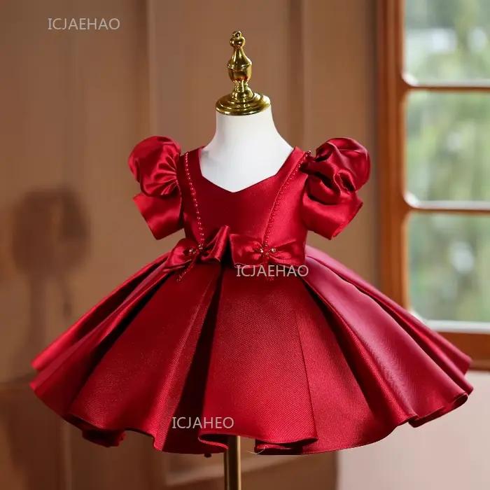 Robe pour filles, spectacle de concours d'hôte