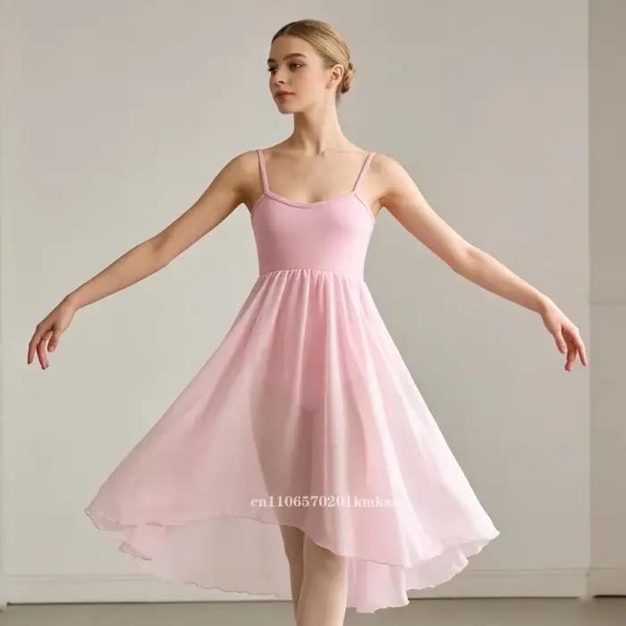 Robe noire en mousseline de soie pour femmes