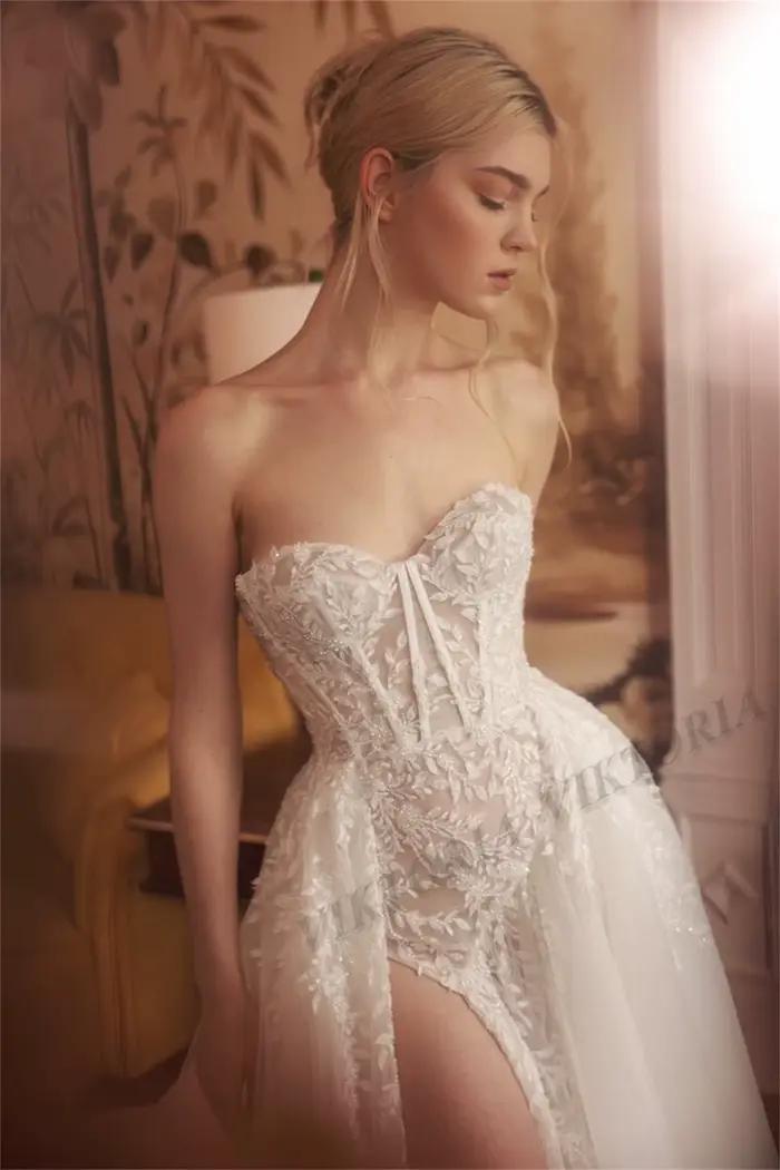 VIKTORIA Vintage chérie robes De mariée haute fente dentelle Appliques a-ligne plissée chapelle Train Trouwjurk