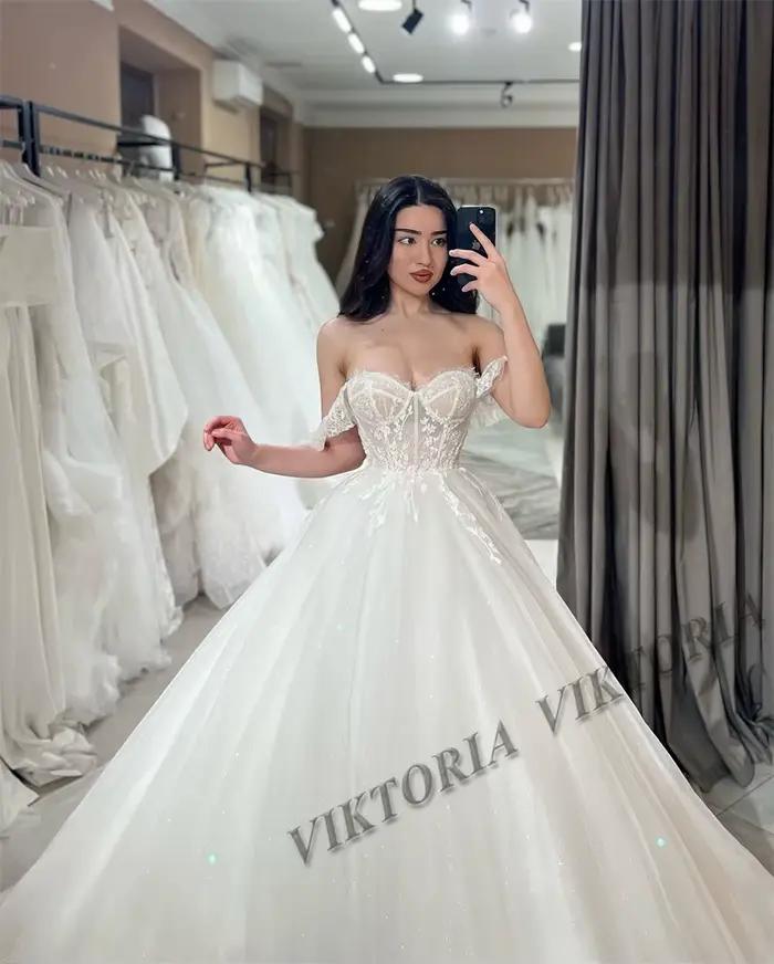 VIKTORIA-Robe de Mariée Moderne à Lacets pour Femme, Vêtement Personnalisé