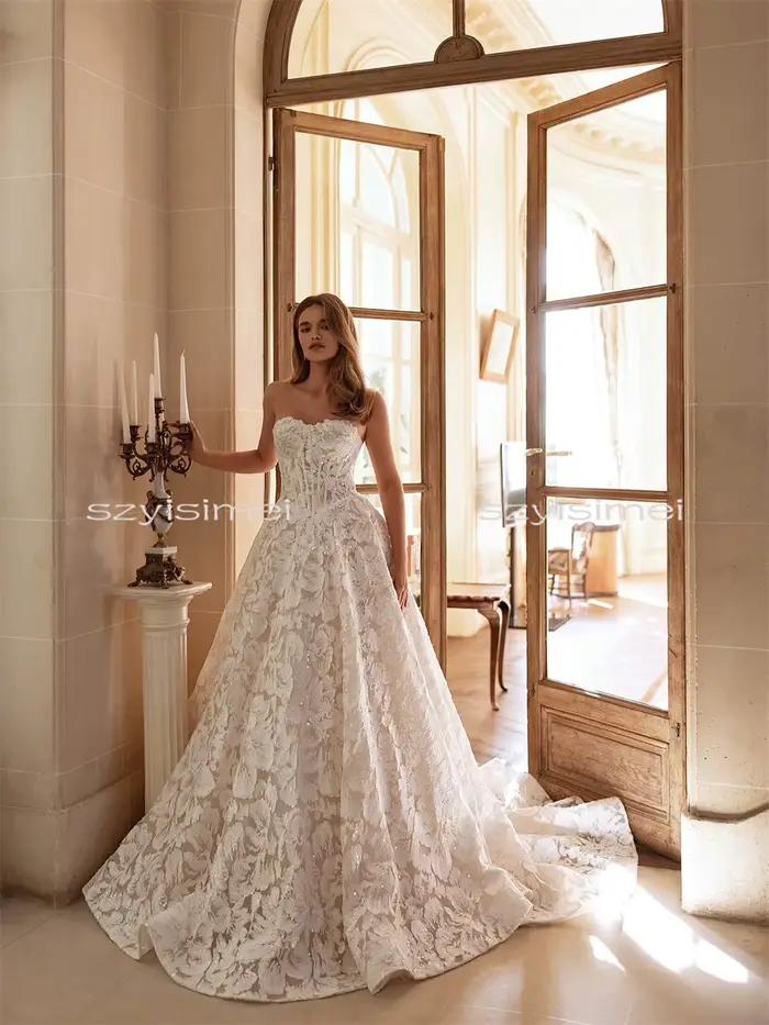 Robe de mariée de luxe en dentelle intégrale