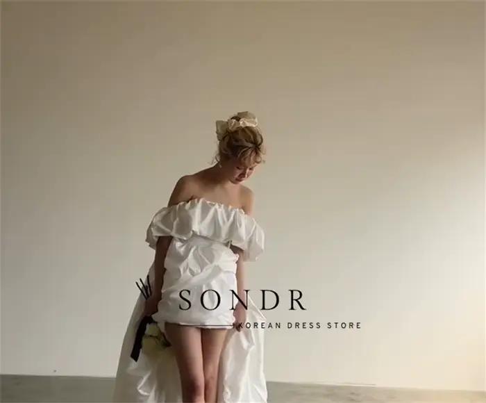 Robes de mariée japonaises modernes Sondr personnalisées