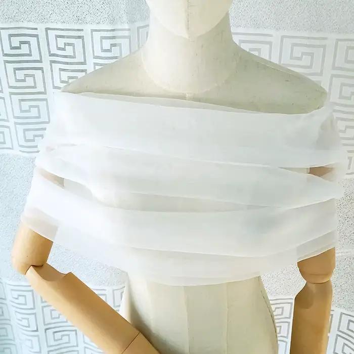 Femmes plissé Tulle Sheer Wrap mariage mariée hors de l'épaule étole élégant formel châle avec bouton ivoire personnalisable