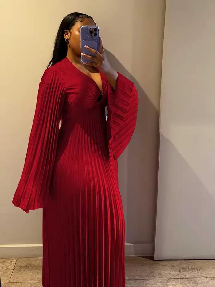 Robes grandes tailles pour femmes rondes