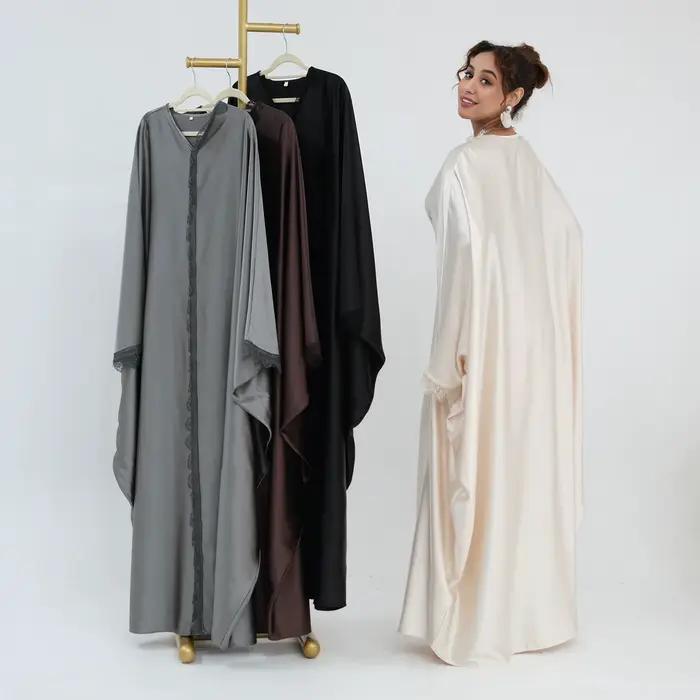 Robe en dentelle pour femme