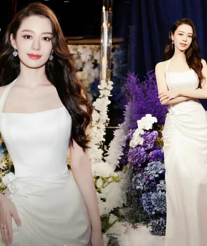 Robe en Satin à col suspendu de tempérament Noble